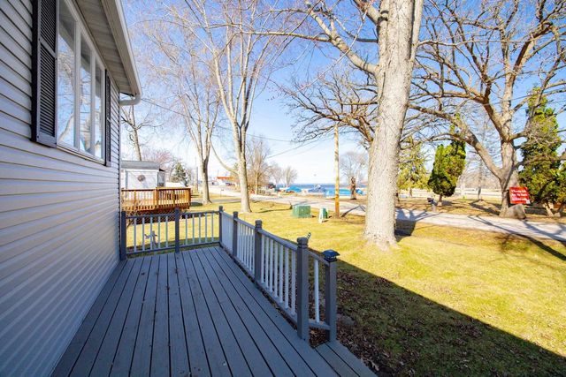 11611 N Charley Bluff Road, Milton, WI 53563