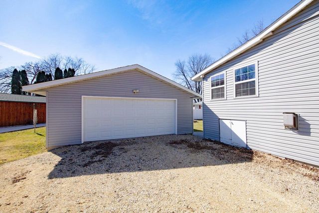 11611 N Charley Bluff Road, Milton, WI 53563