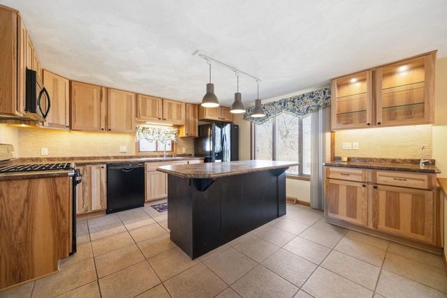 11611 N Charley Bluff Road, Milton, WI 53563