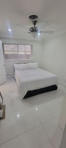 136 SE 2nd Ct, Dania Beach, FL 33004