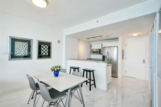 601 NE 36th St 1508, Miami, FL 33137