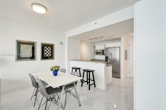 601 NE 36th St 1508, Miami, FL 33137