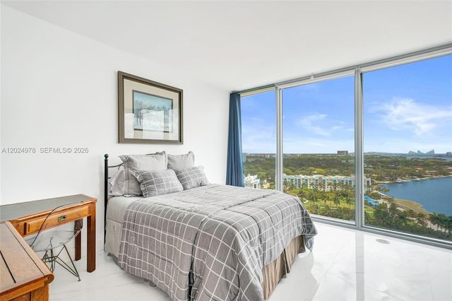 601 NE 36th St 1508, Miami, FL 33137