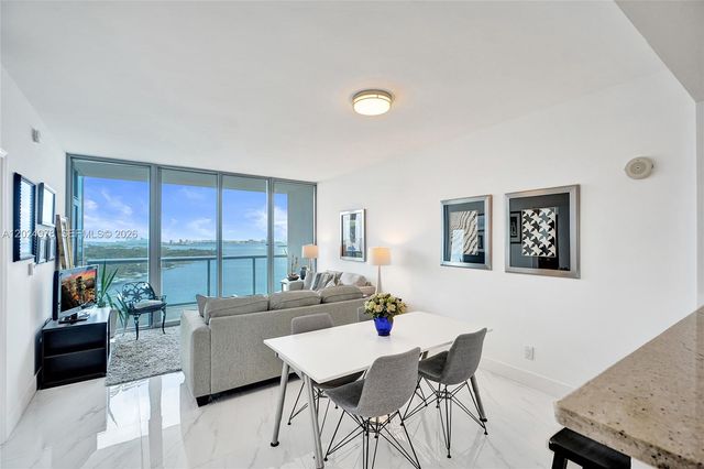 601 NE 36th St 1508, Miami, FL 33137