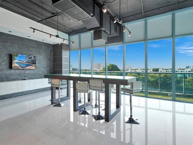 601 NE 36th St 1508, Miami, FL 33137