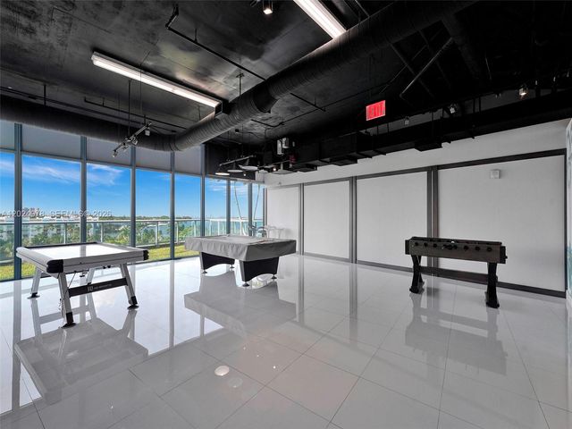 601 NE 36th St 1508, Miami, FL 33137