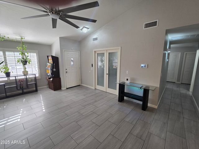 5244 E HANNIBAL Street E, Mesa, AZ 85205