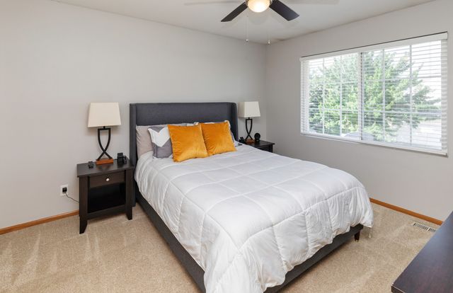 4425 Mills Civic Parkway 903, West Des Moines, IA 50265