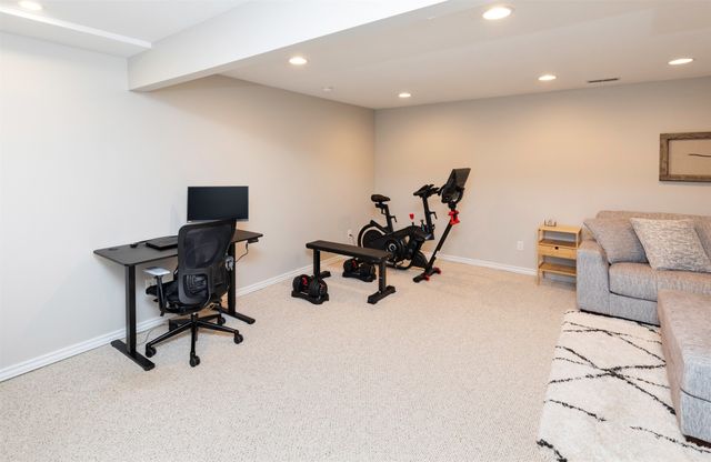 4425 Mills Civic Parkway 903, West Des Moines, IA 50265