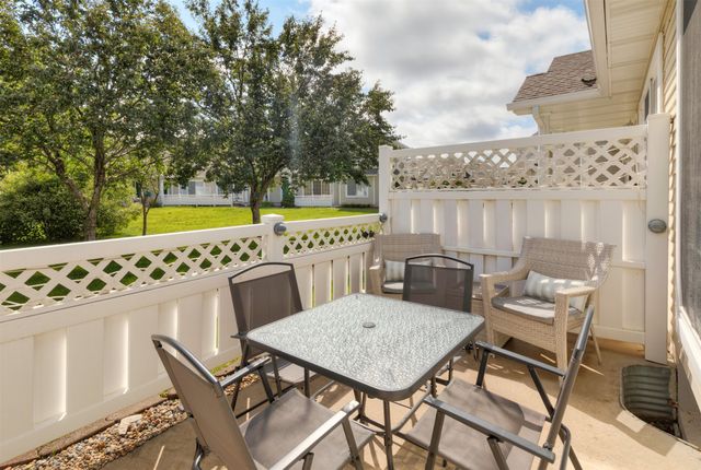 4425 Mills Civic Parkway 903, West Des Moines, IA 50265