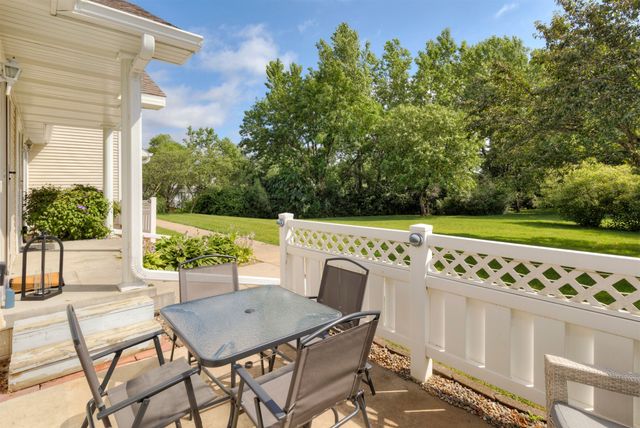 4425 Mills Civic Parkway 903, West Des Moines, IA 50265