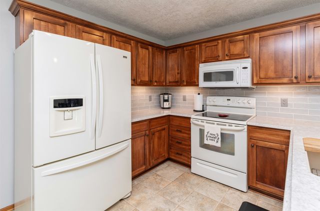4425 Mills Civic Parkway 903, West Des Moines, IA 50265