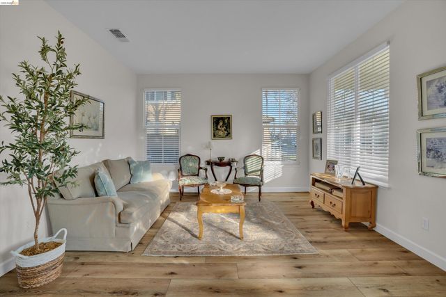 6144 Seneca Cir, Discovery Bay, CA 94505