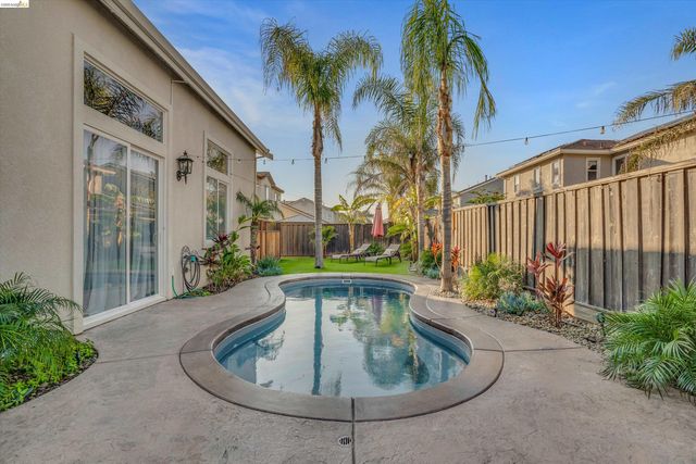 6144 Seneca Cir, Discovery Bay, CA 94505