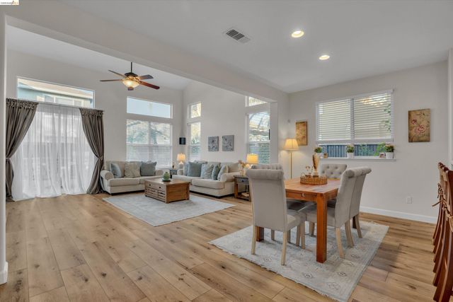 6144 Seneca Cir, Discovery Bay, CA 94505