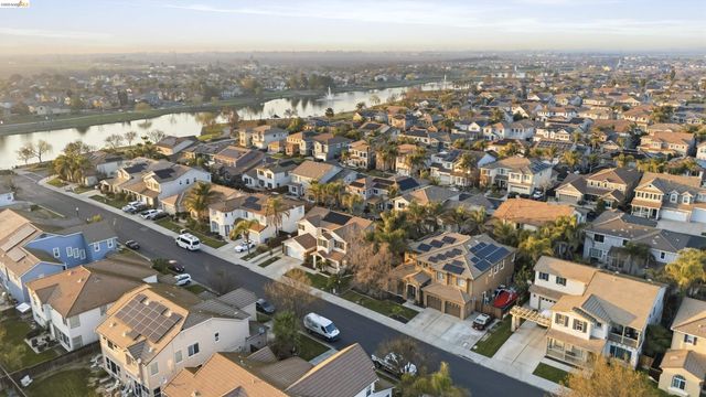 6144 Seneca Cir, Discovery Bay, CA 94505