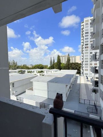 2750 NE 183rd St 606, Aventura, FL 33160