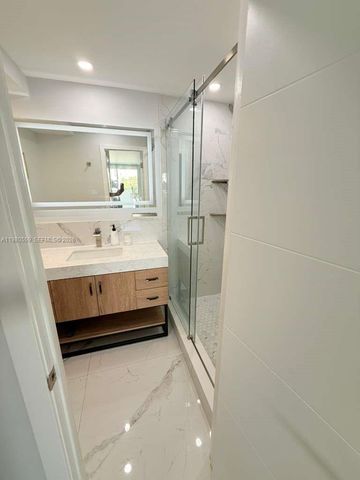 2750 NE 183rd St 606, Aventura, FL 33160