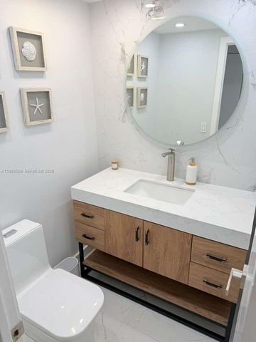 2750 NE 183rd St 606, Aventura, FL 33160