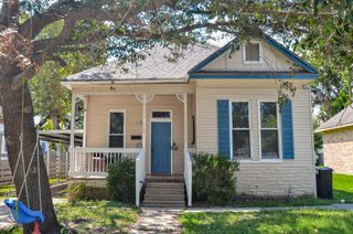712 Higgins Street, Humble, TX 77338
