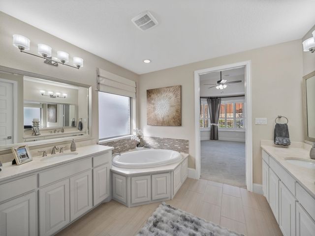 2805 Walnut Creek Lane, The Colony, TX 75056
