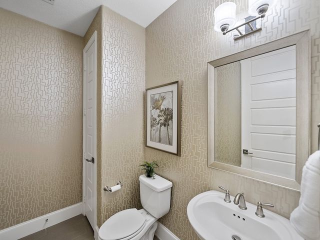 2805 Walnut Creek Lane, The Colony, TX 75056