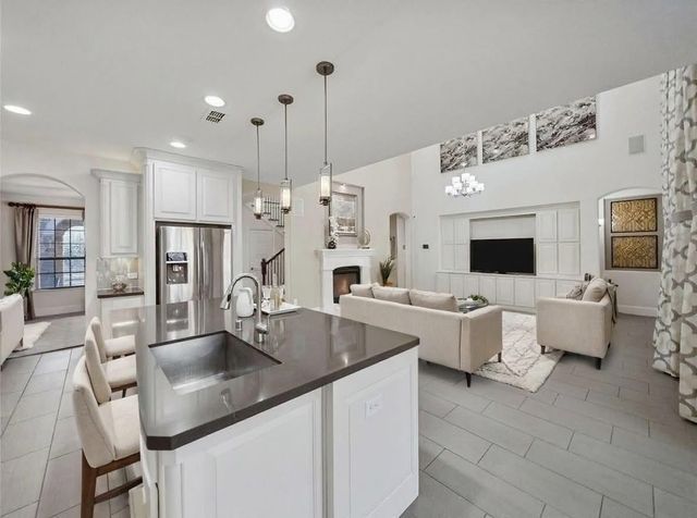 2805 Walnut Creek Lane, The Colony, TX 75056