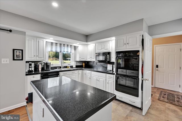 206 MARIE RD, West Chester, PA 19380