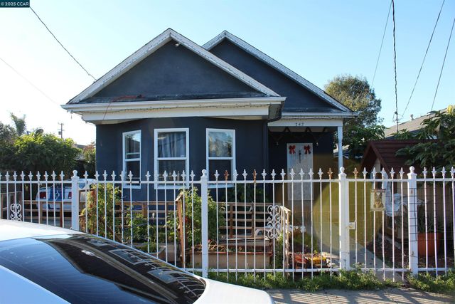 747 9th, Richmond, CA 94801
