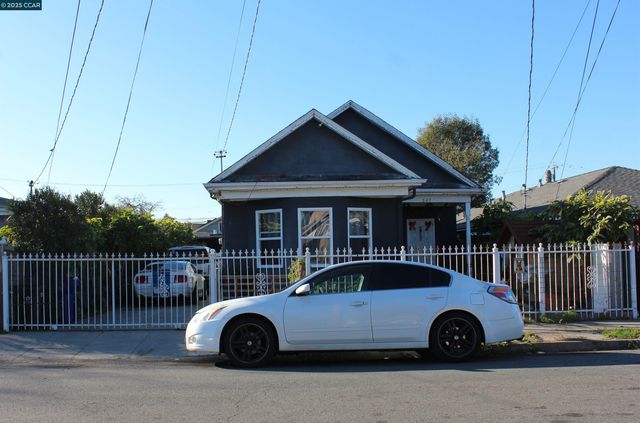 747 9th, Richmond, CA 94801
