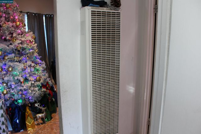 747 9th, Richmond, CA 94801