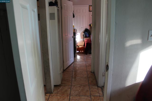 747 9th, Richmond, CA 94801