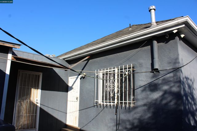 747 9th, Richmond, CA 94801