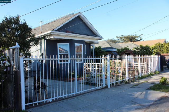 747 9th, Richmond, CA 94801