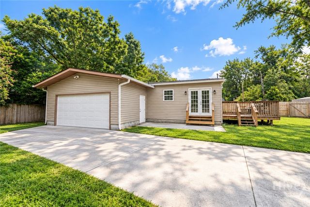 2 Sherwood Lane, Hinesville, GA 31313