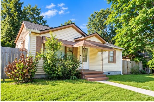 2 Sherwood Lane, Hinesville, GA 31313