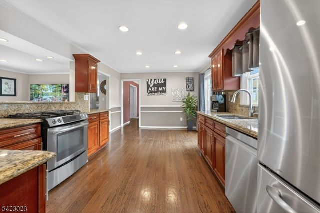 4 Babbitt Rd, Mendham Boro, NJ 07945