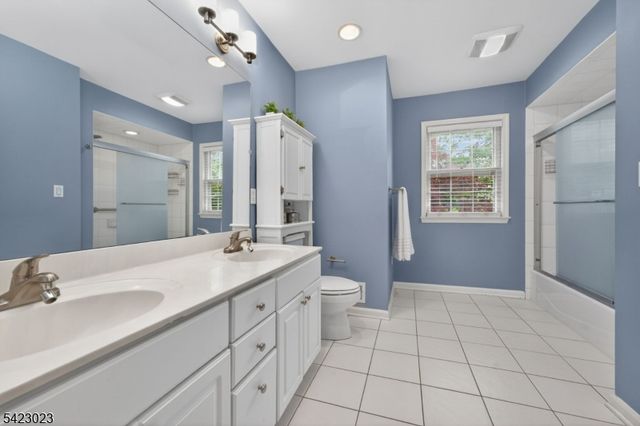 4 Babbitt Rd, Mendham Boro, NJ 07945