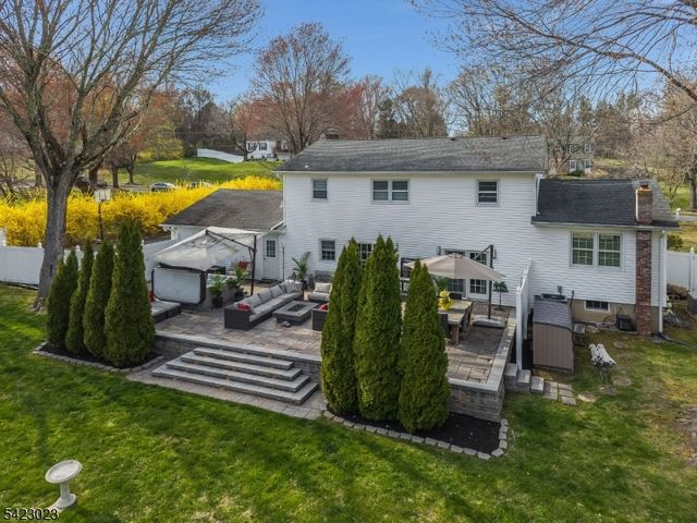 4 Babbitt Rd, Mendham Boro, NJ 07945