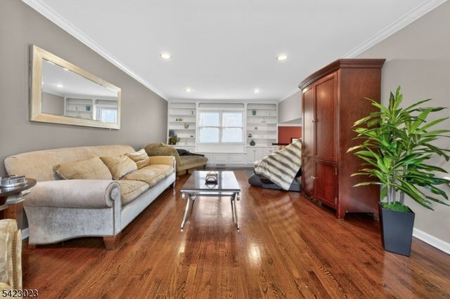 4 Babbitt Rd, Mendham Boro, NJ 07945