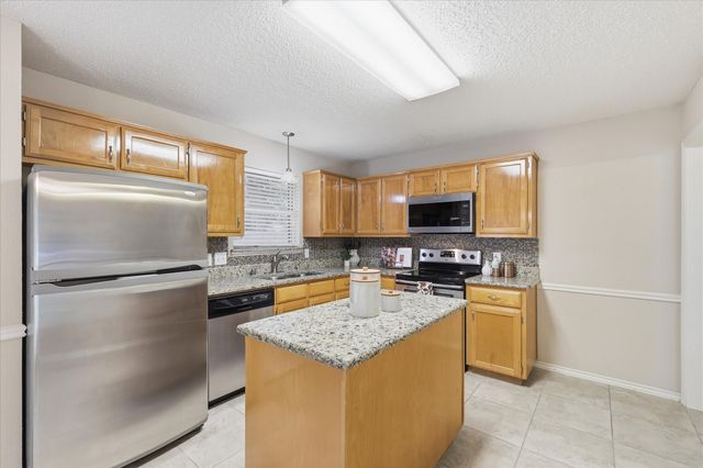 2125 Millwood Drive, Corinth, TX 76210