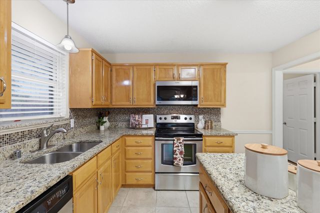 2125 Millwood Drive, Corinth, TX 76210