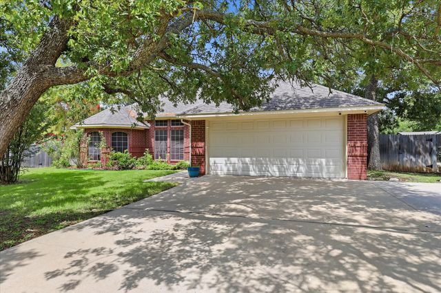 2125 Millwood Drive, Corinth, TX 76210