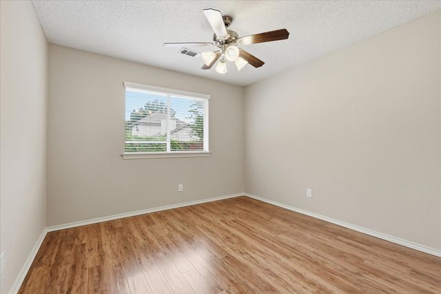 2125 Millwood Drive, Corinth, TX 76210