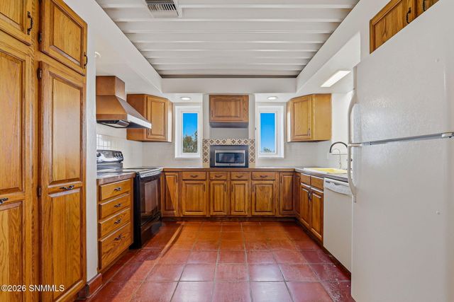 6805 Cottontail Lane, Las Cruces, NM 88005