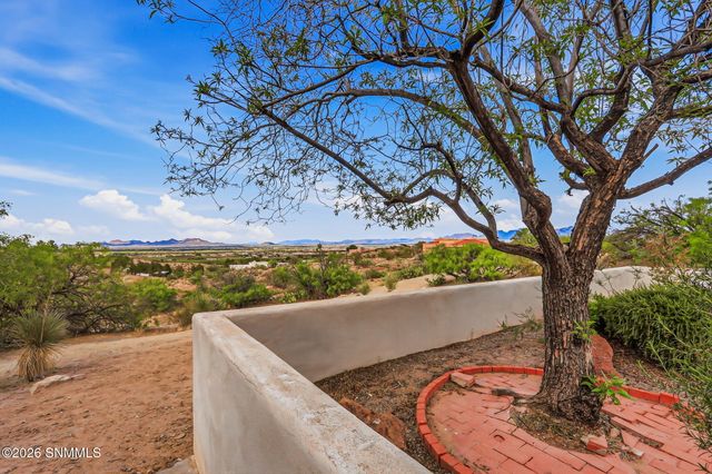 6805 Cottontail Lane, Las Cruces, NM 88005