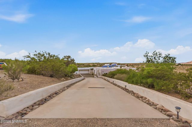 6805 Cottontail Lane, Las Cruces, NM 88005