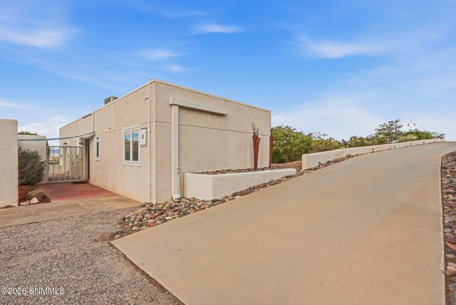 6805 Cottontail Lane, Las Cruces, NM 88005