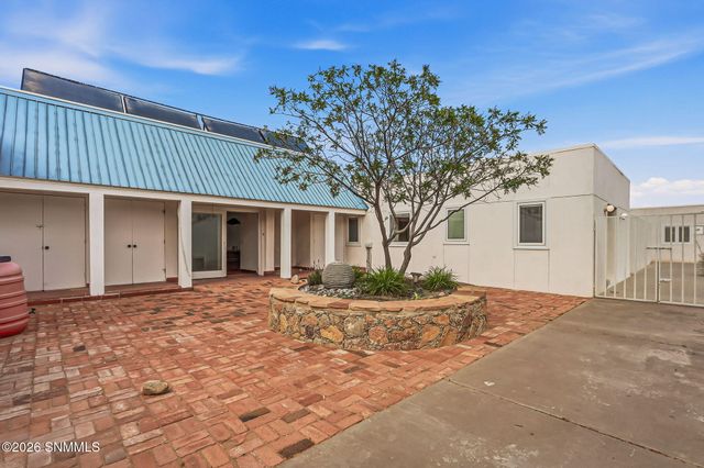 6805 Cottontail Lane, Las Cruces, NM 88005