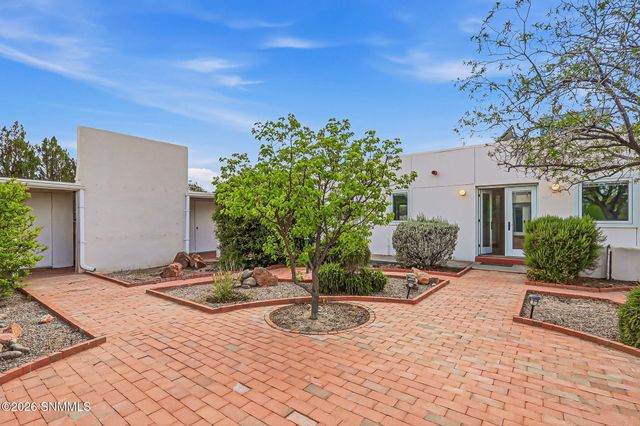 6805 Cottontail Lane, Las Cruces, NM 88005